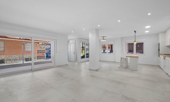 apartment - Resale - Torrevieja - El Acequión - Los Náufragos