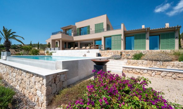 Country House - Gensalg - Palma -
                Urbanización Puntiró