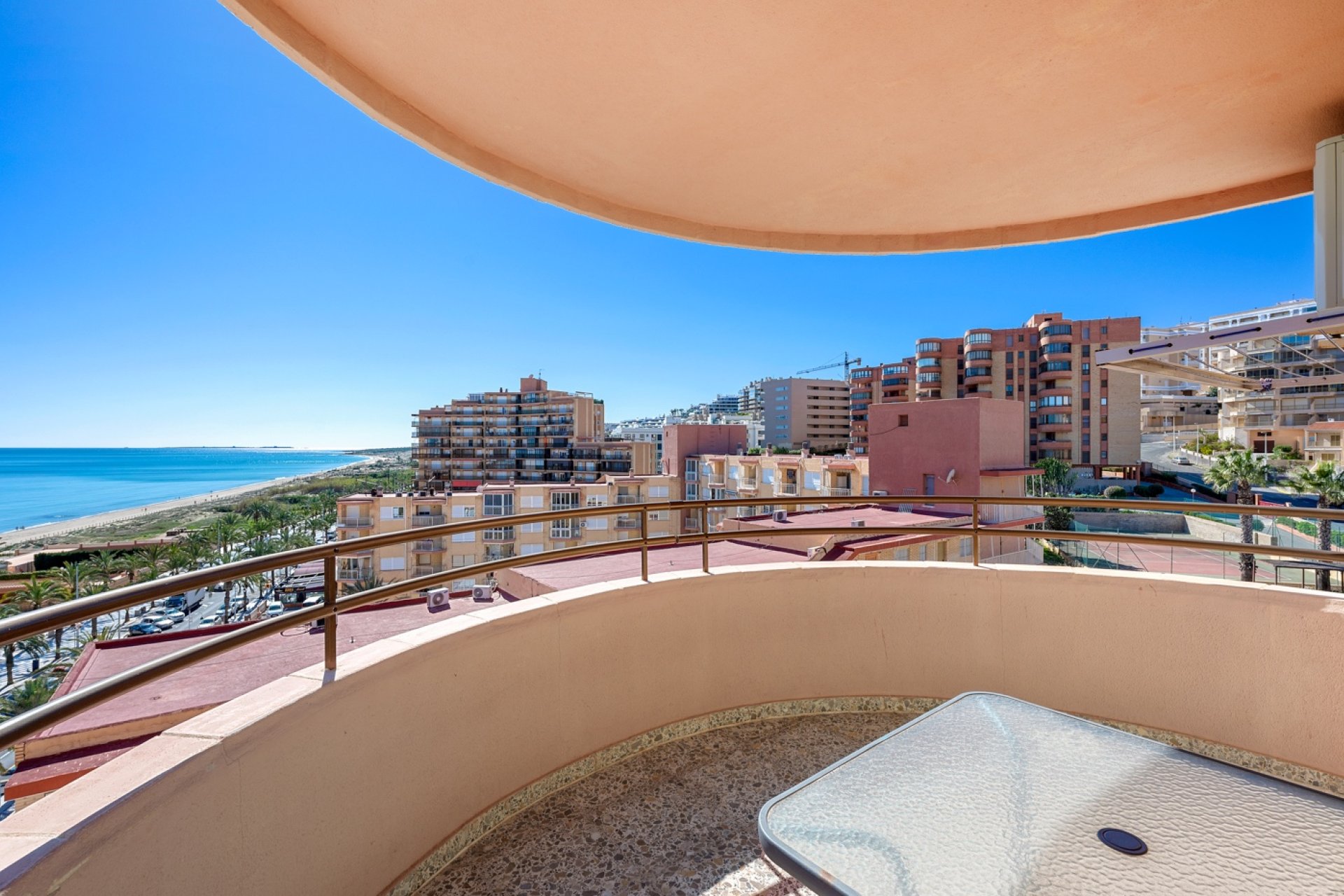 Gensalg - apartment -
Arenales del Sol - Segunda linea playa