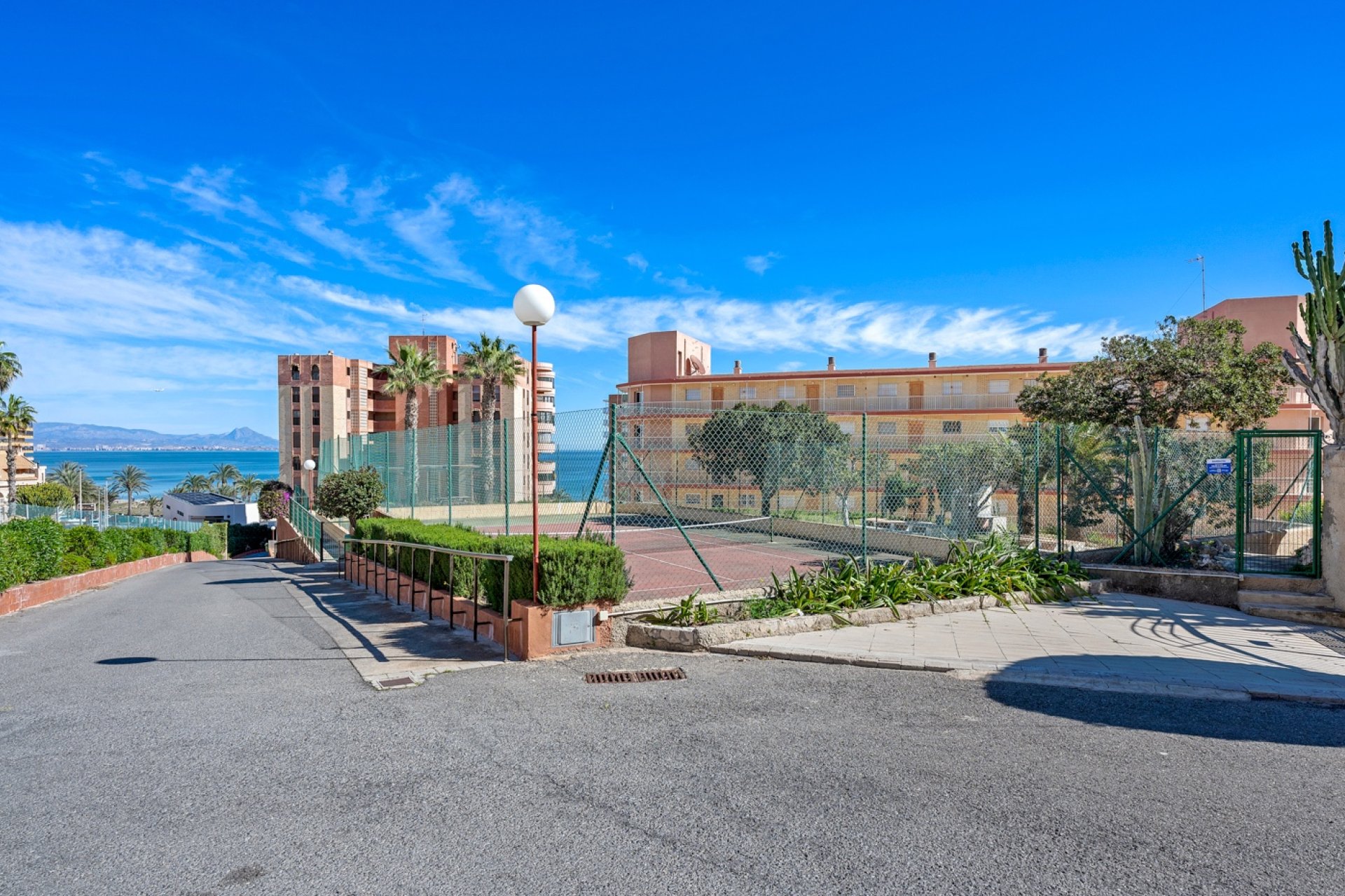Gensalg - apartment -
Arenales del Sol - Segunda linea playa