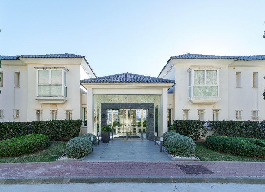 Gensalg - apartment -
Benahavis - La Quinta