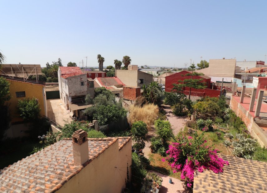 Gensalg - apartment -
Dolores - Dolores - Town