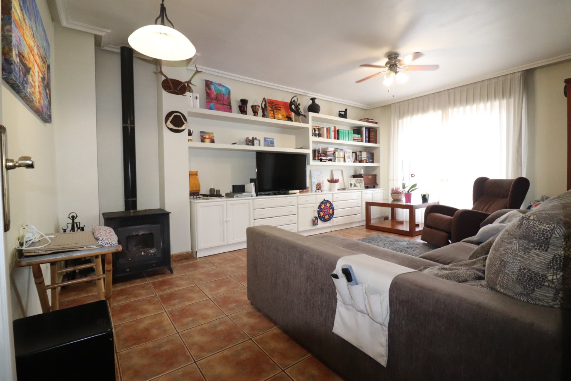 Gensalg - apartment -
Dolores - Dolores - Town