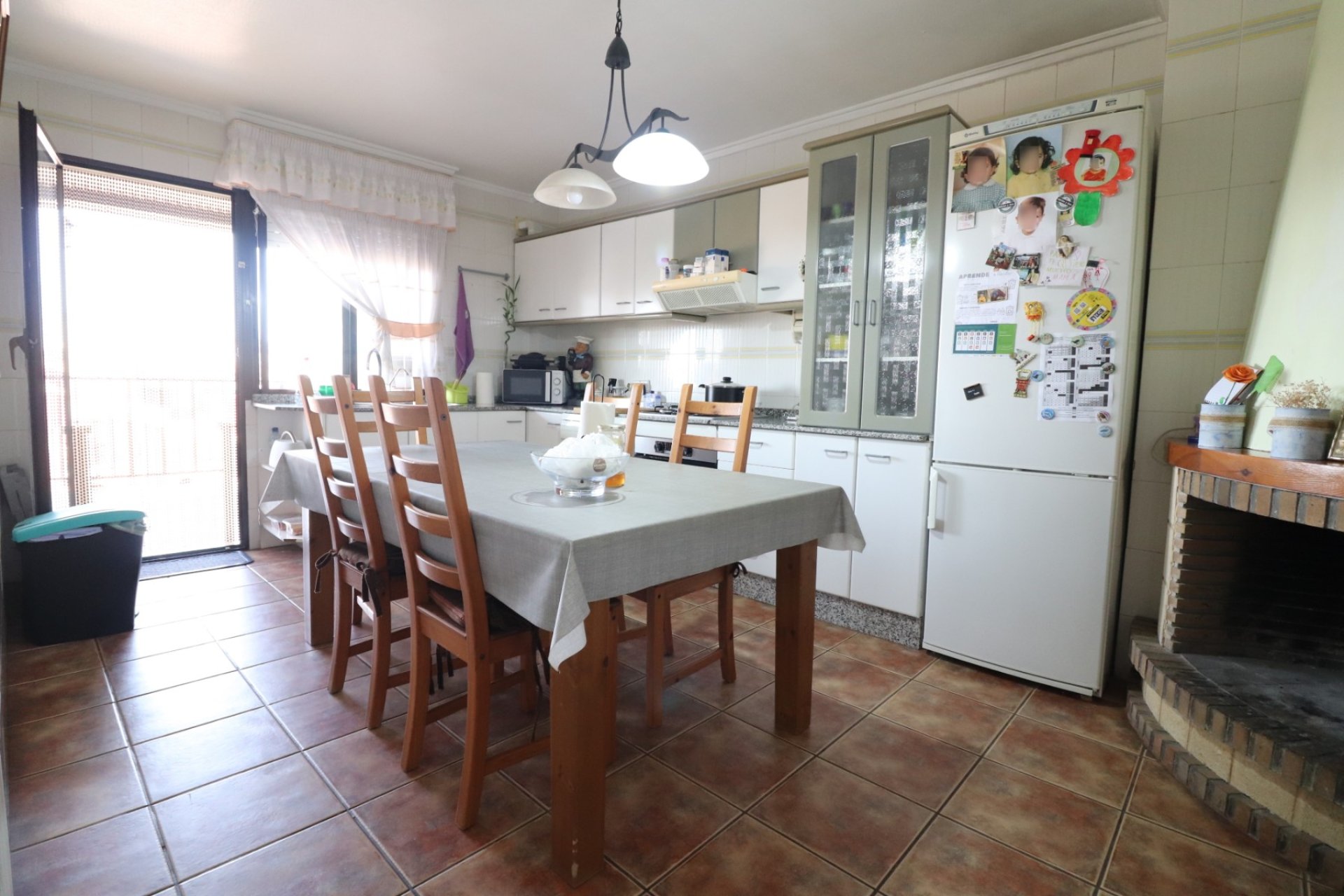 Gensalg - apartment -
Dolores - Dolores - Town