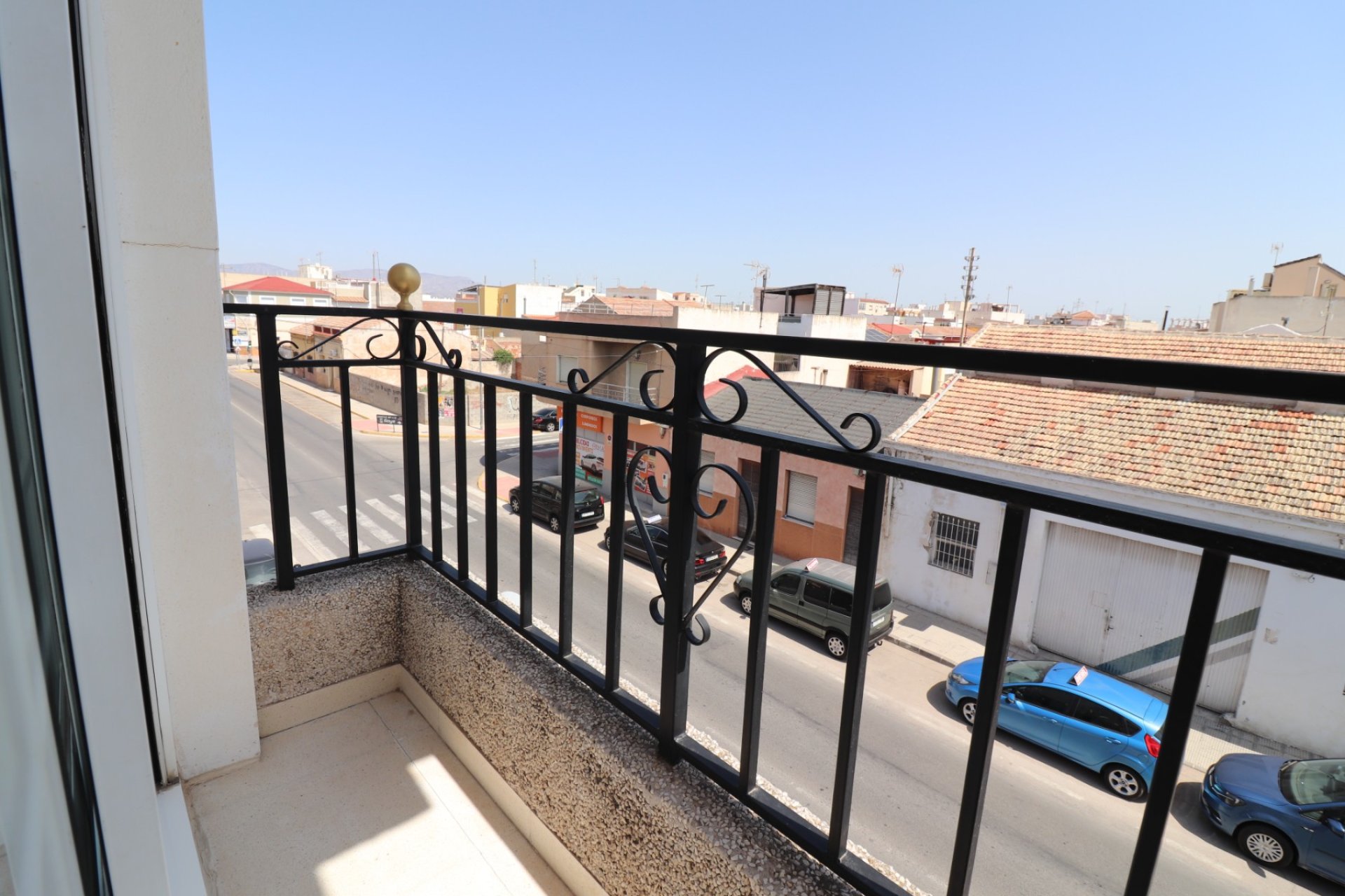Gensalg - apartment -
Dolores - Dolores - Town
