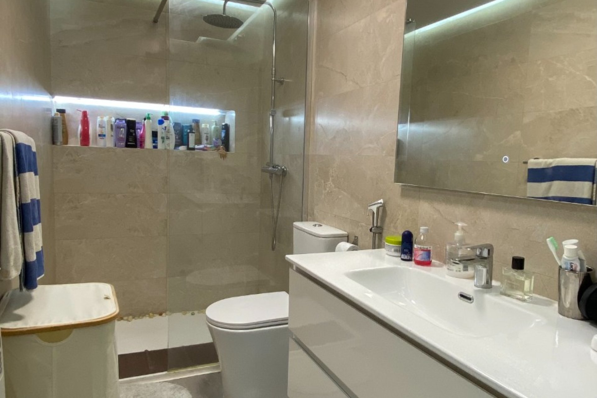 Gensalg - apartment -
La Marina del Pinet - La Marina
