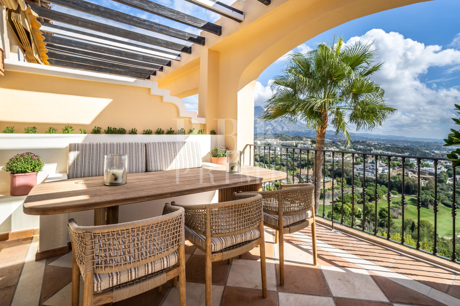 Gensalg - apartment -
Malaga - Benahavís