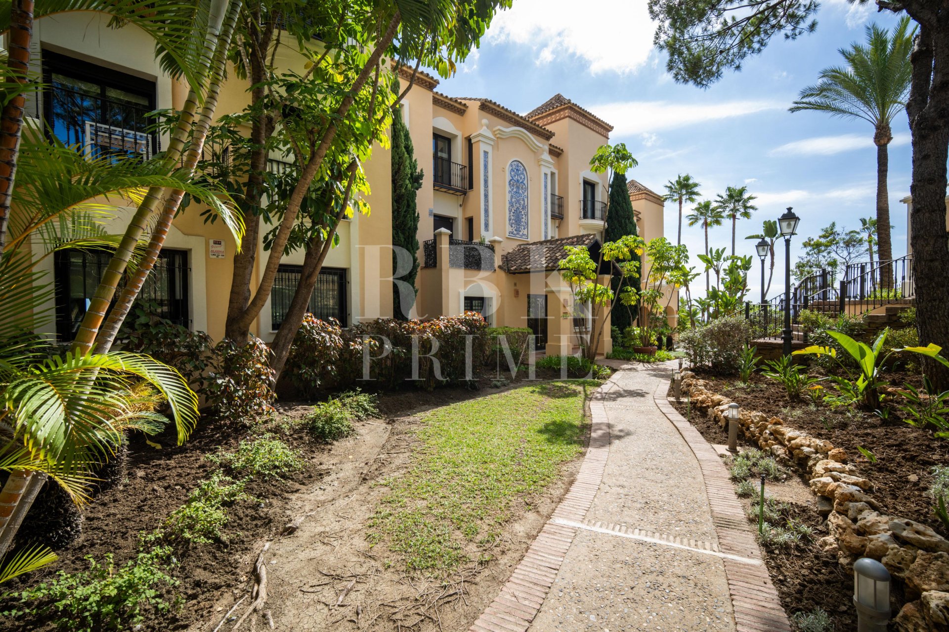 Gensalg - apartment -
Malaga - Benahavís