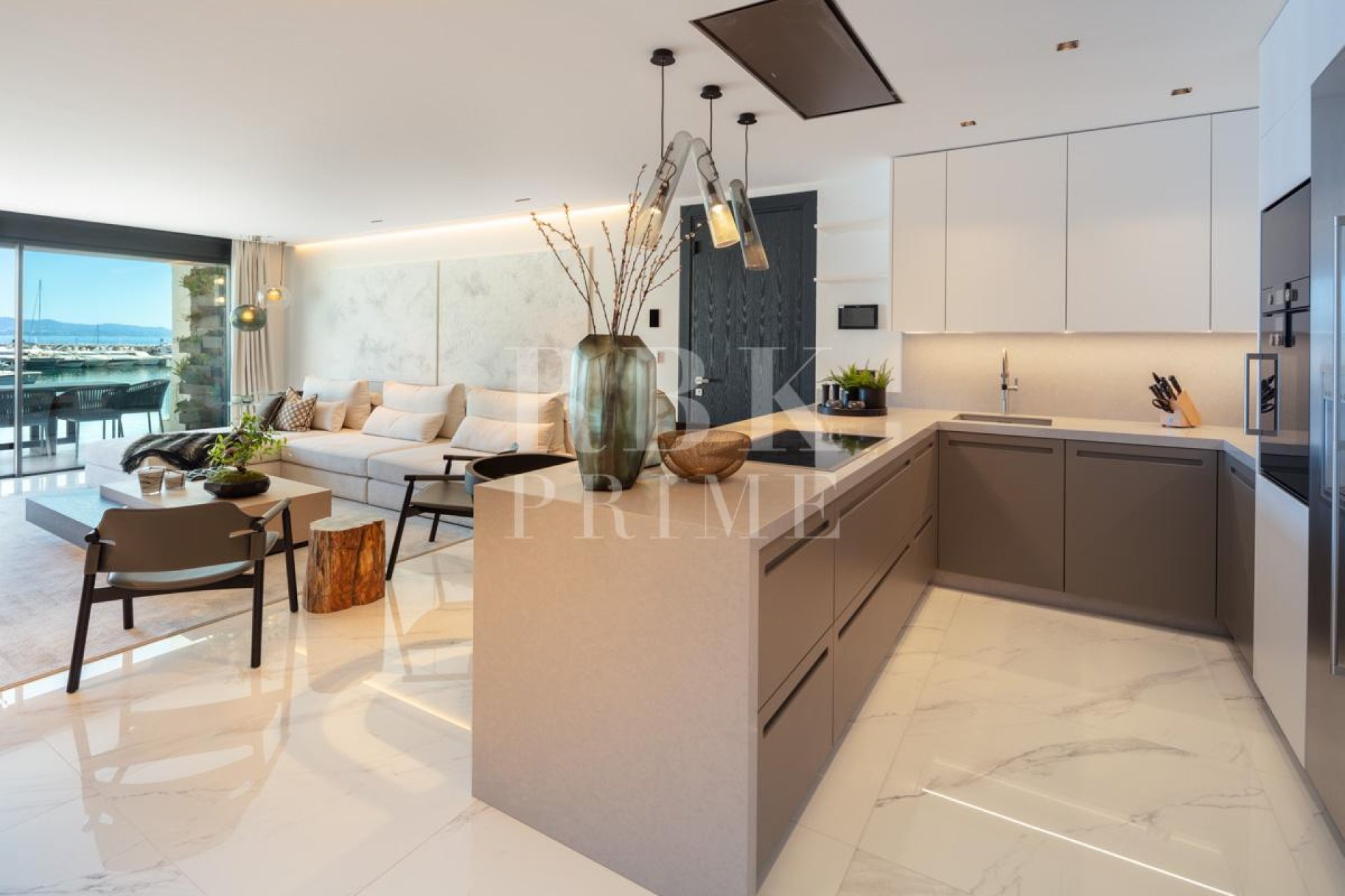 Gensalg - apartment -
Malaga - Nueva Andalucía