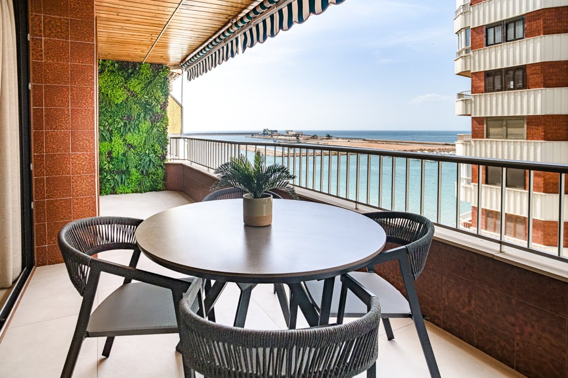 Gensalg - apartment -
Torrevieja - Acequion