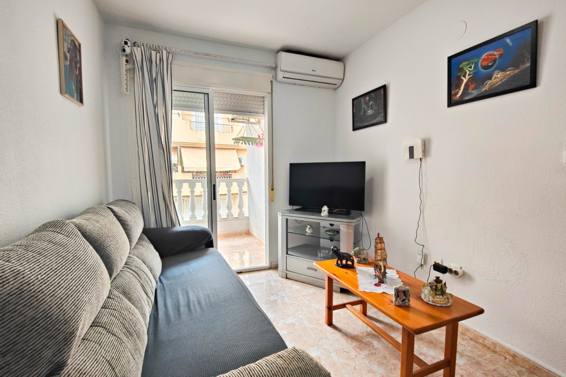 Gensalg - apartment -
Torrevieja - Antonio Machado