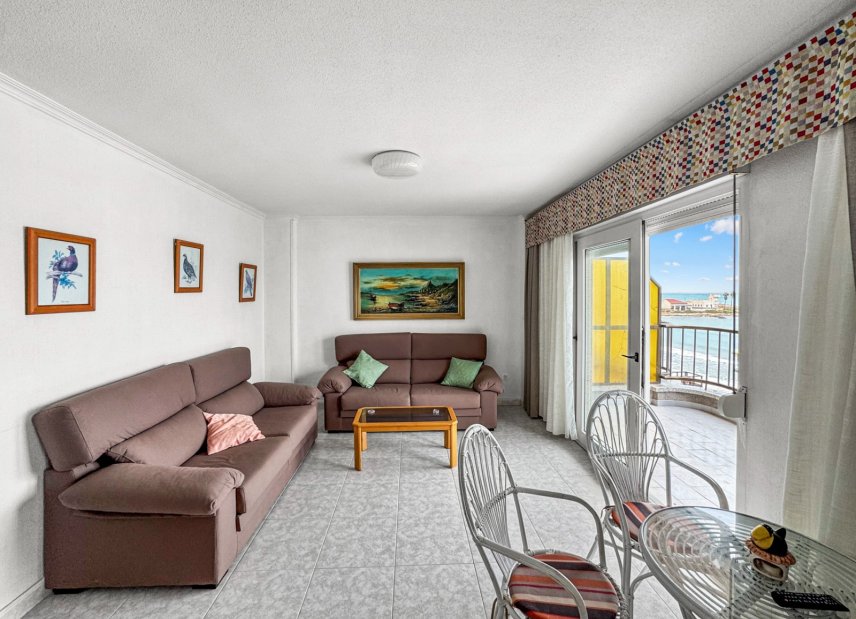 Gensalg - apartment -
Torrevieja - Playa de los Locos