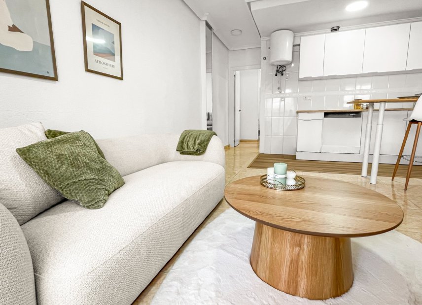 Gensalg - apartment -
Torrevieja - Playa de los Locos