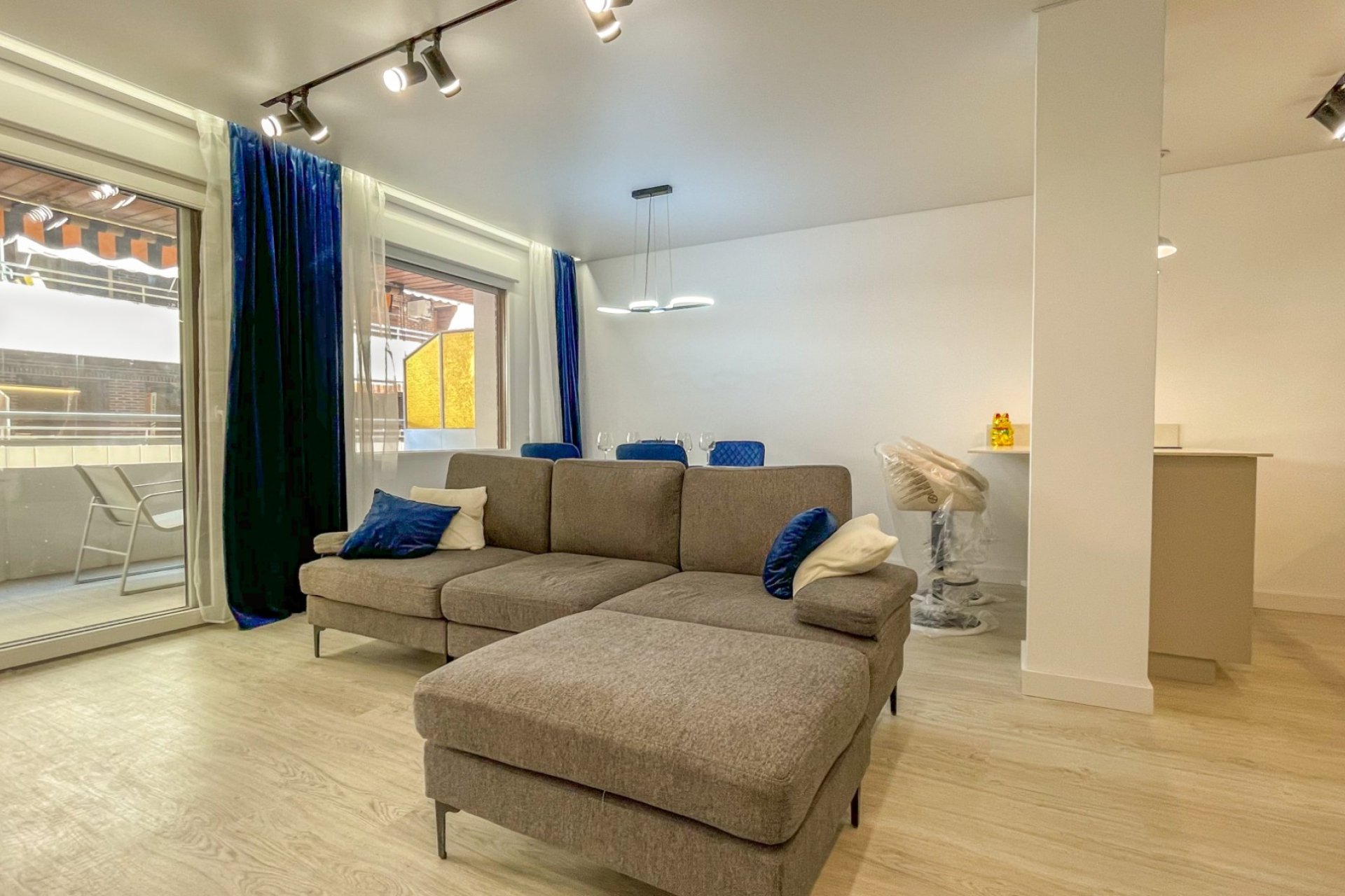 Gensalg - apartment -
Torrevieja - Playa Los Naufragos