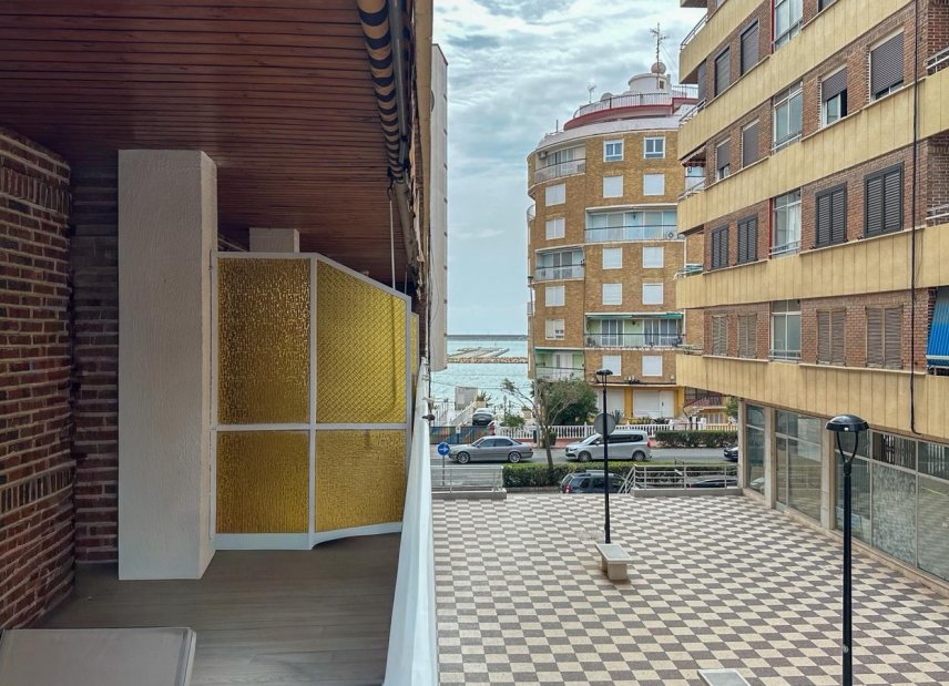Gensalg - apartment -
Torrevieja - Playa Los Naufragos