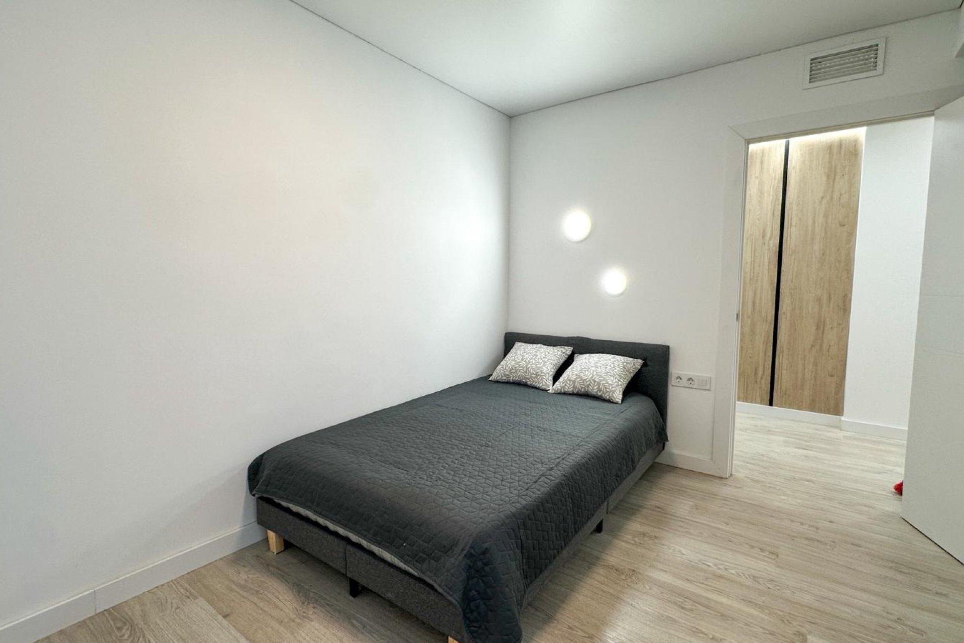 Gensalg - apartment -
Torrevieja - Playa Los Naufragos