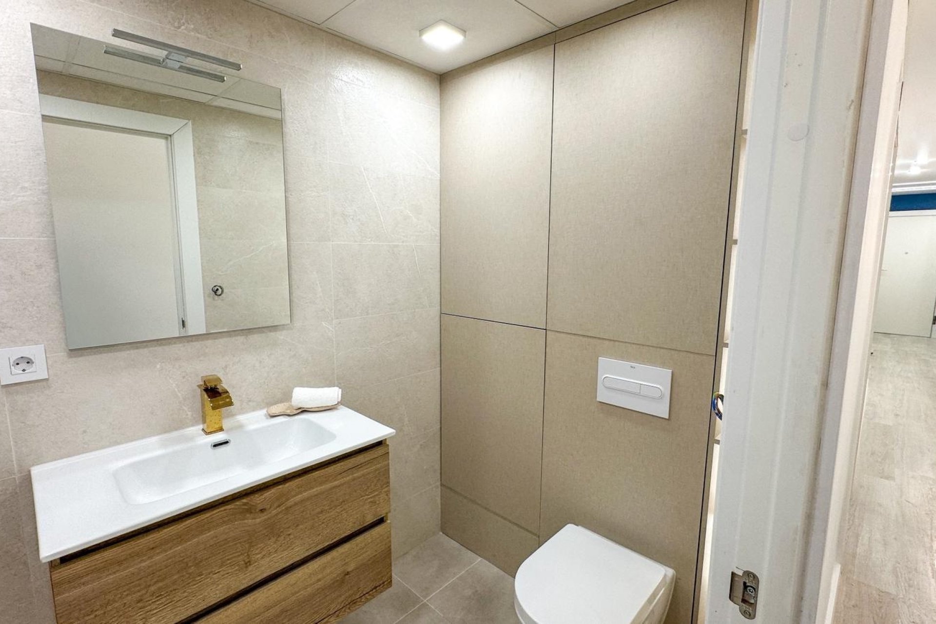 Gensalg - apartment -
Torrevieja - Playa Los Naufragos