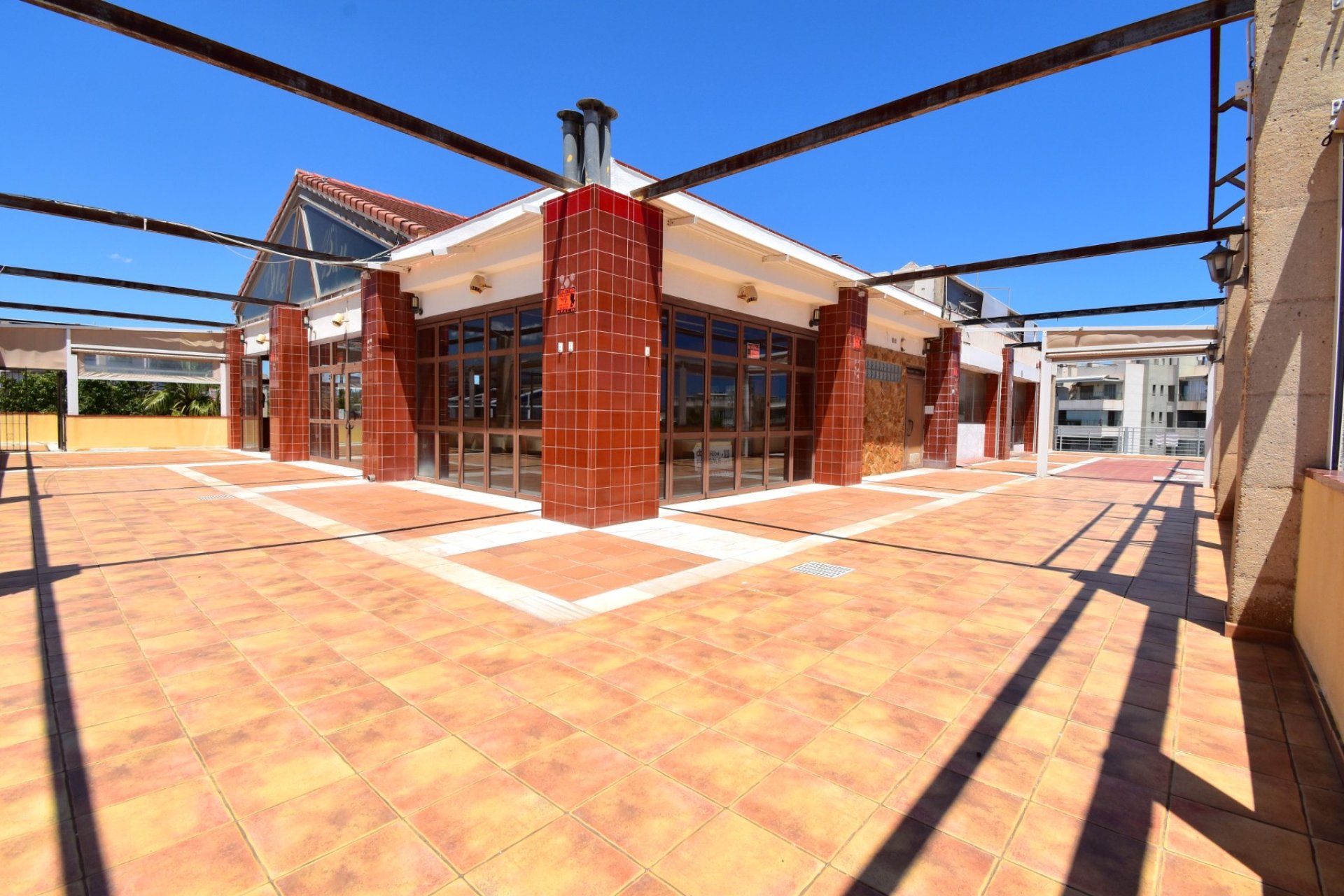 Gensalg - Commercial (Freehold) -
Orihuela Costa - Los Dolses