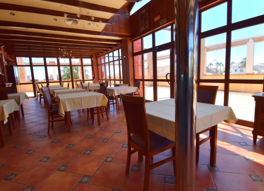 Gensalg - Commercial (Freehold) -
Orihuela Costa - Los Dolses