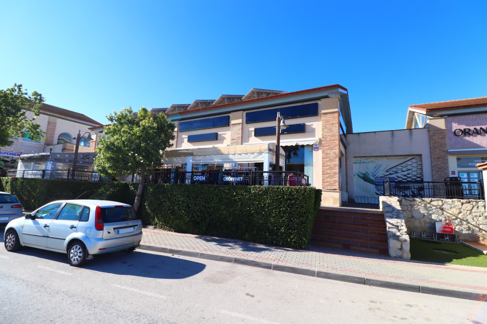 Gensalg - Commercial (Leasehold) -
Algorfa - La finca Golf
