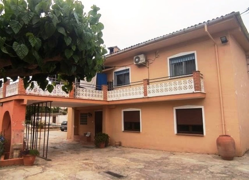 Gensalg - Country House -
Albaida
