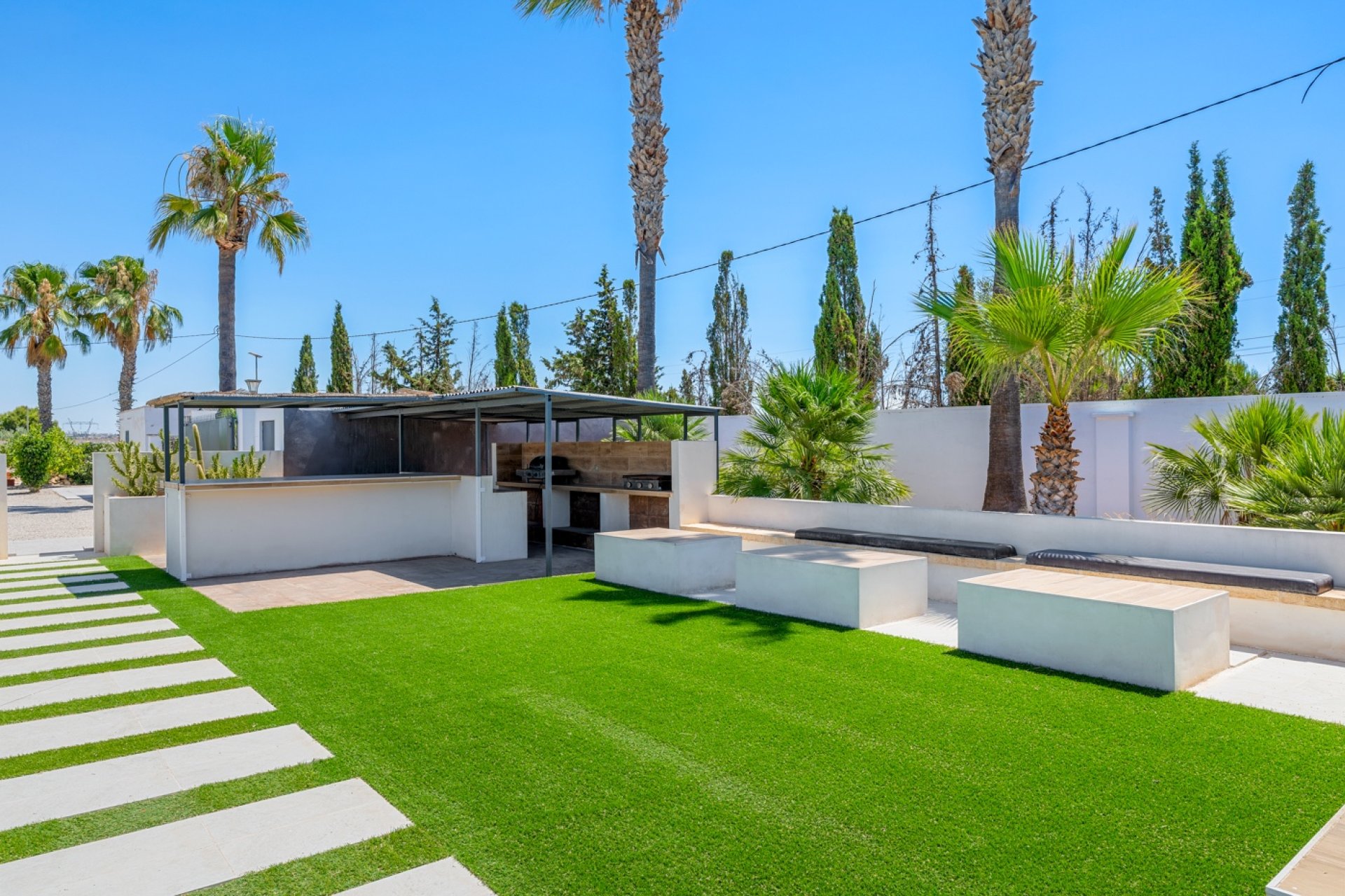 Gensalg - Country House -
Los Montesinos - La Herrada