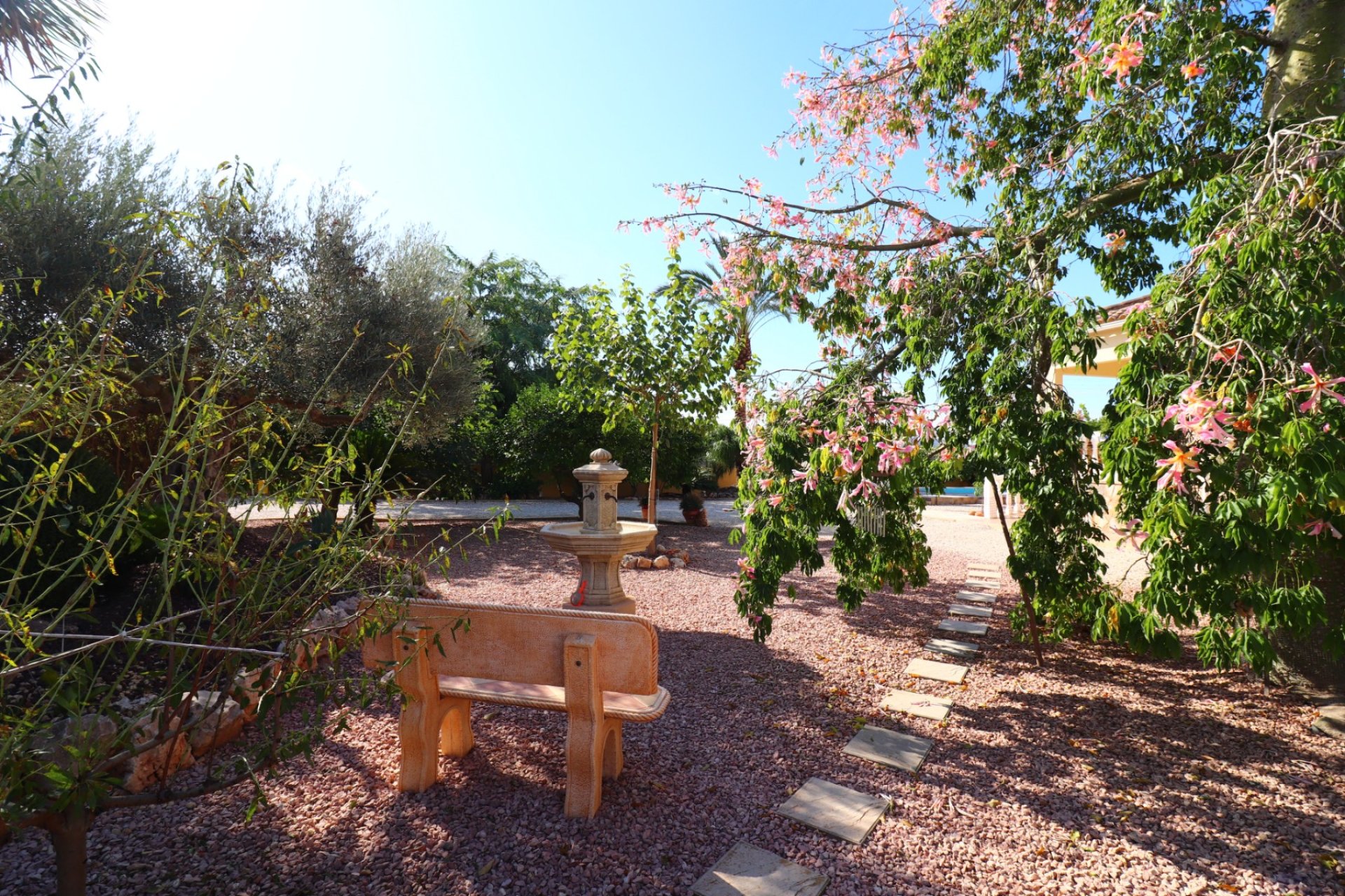 Gensalg - Country House -
Orihuela - La Campaneta
