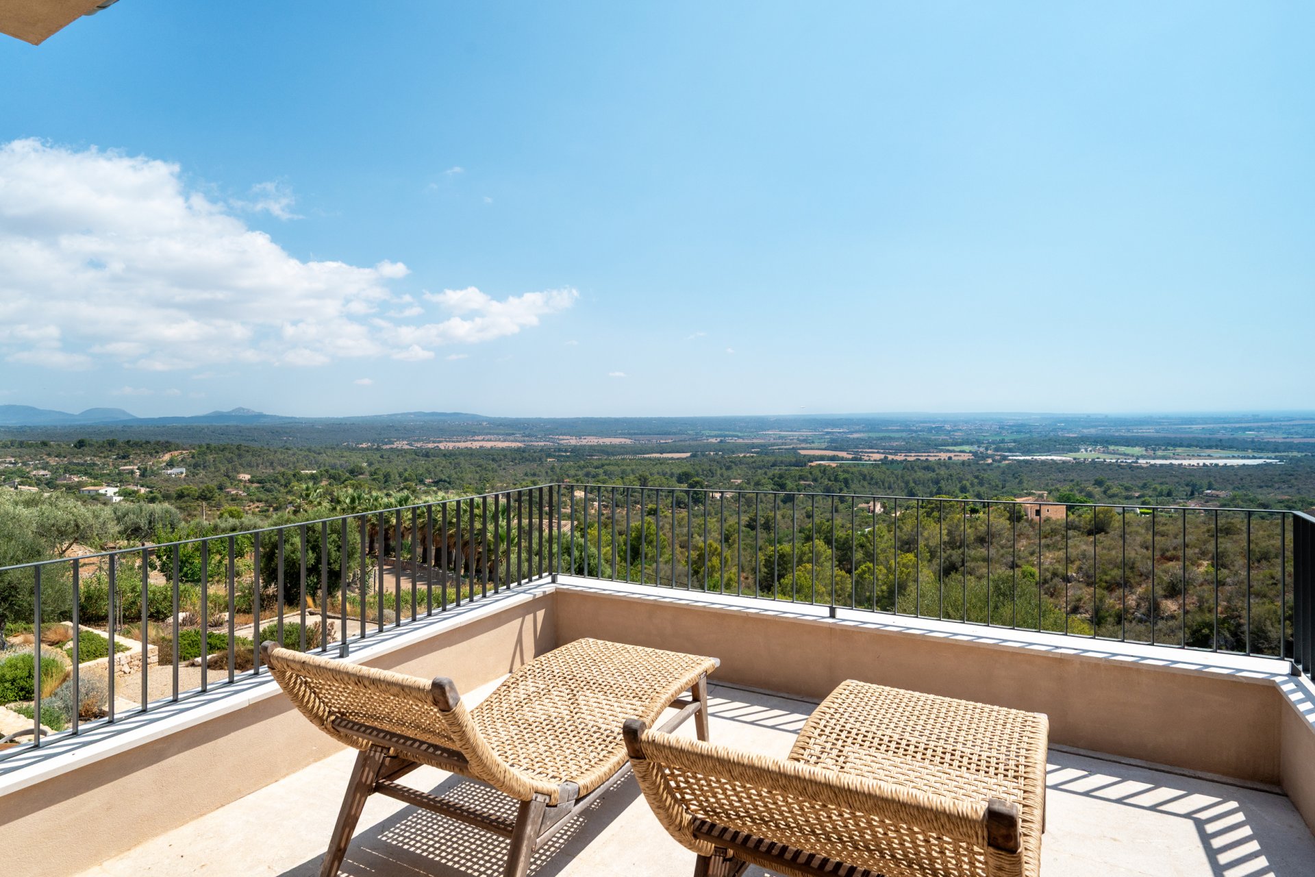 Gensalg - Country House -
Palma - Urbanización Puntiró
