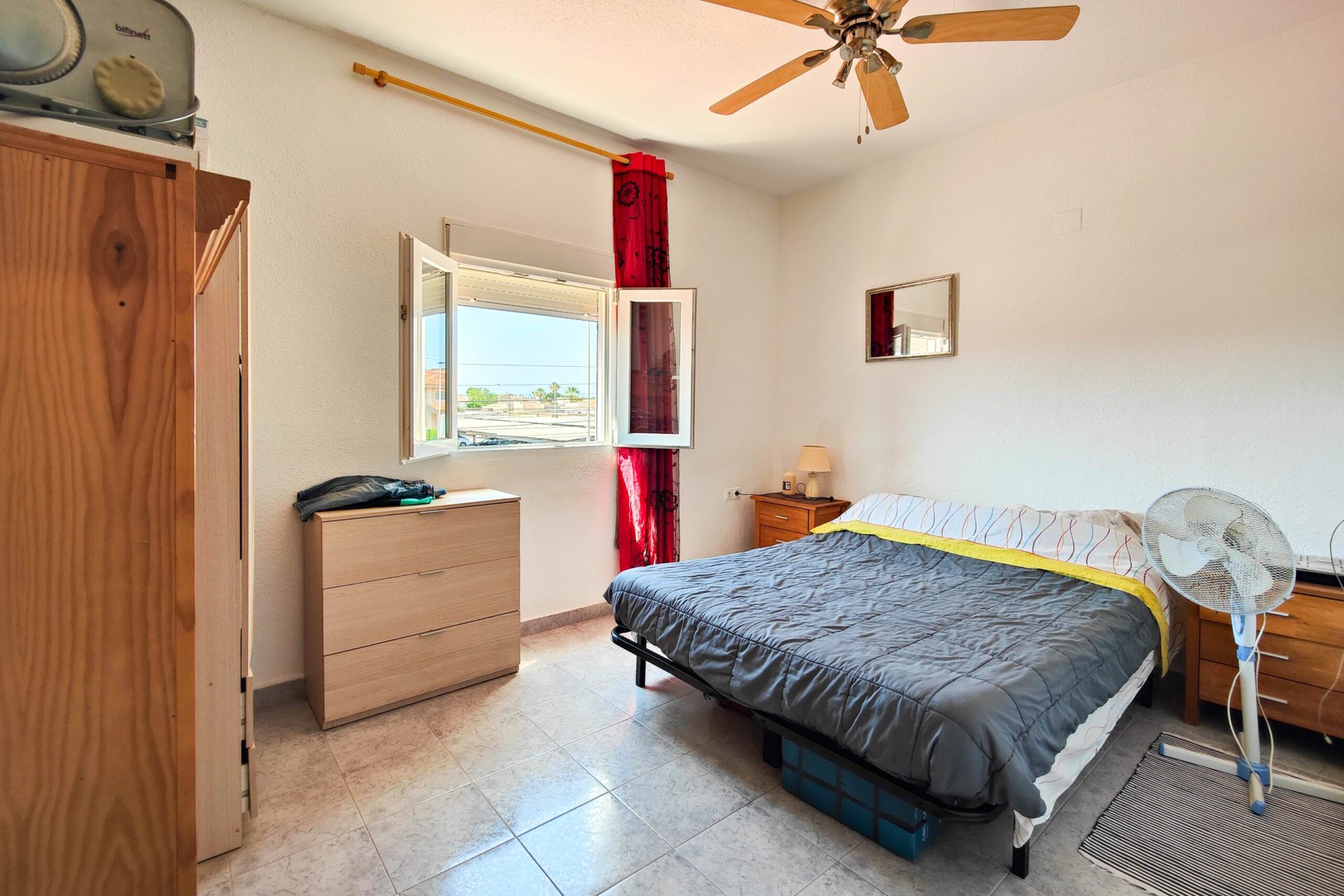 Gensalg - Kommerciel -
Torrevieja - La Siesta