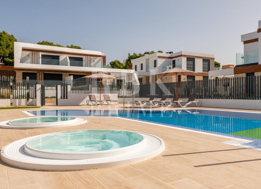 Gensalg - Rækkehus -
Capdepera - Cala Ratjada
