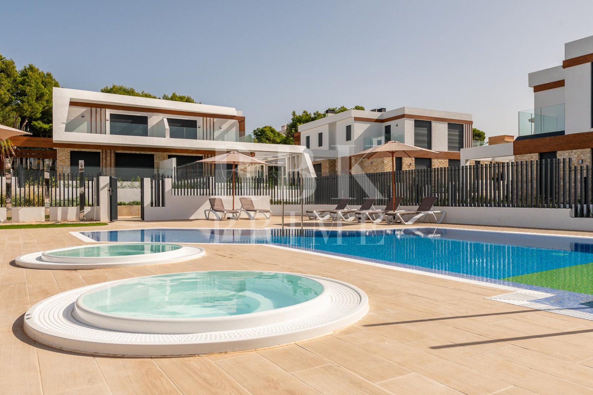 Gensalg - Rækkehus -
Capdepera - Cala Ratjada
