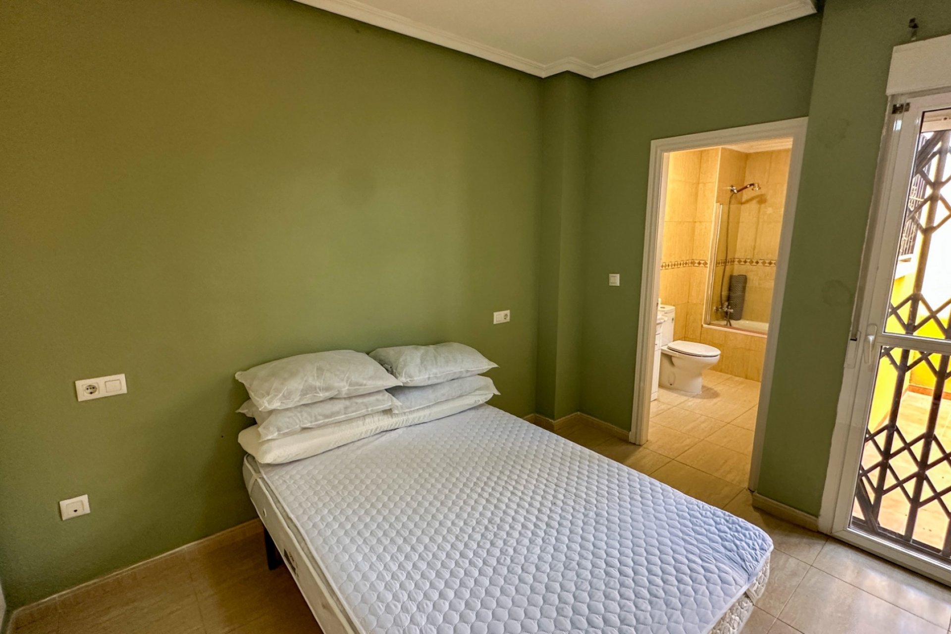 Gensalg - Rækkehus -
Daya Nueva - Costa Blanca Sur