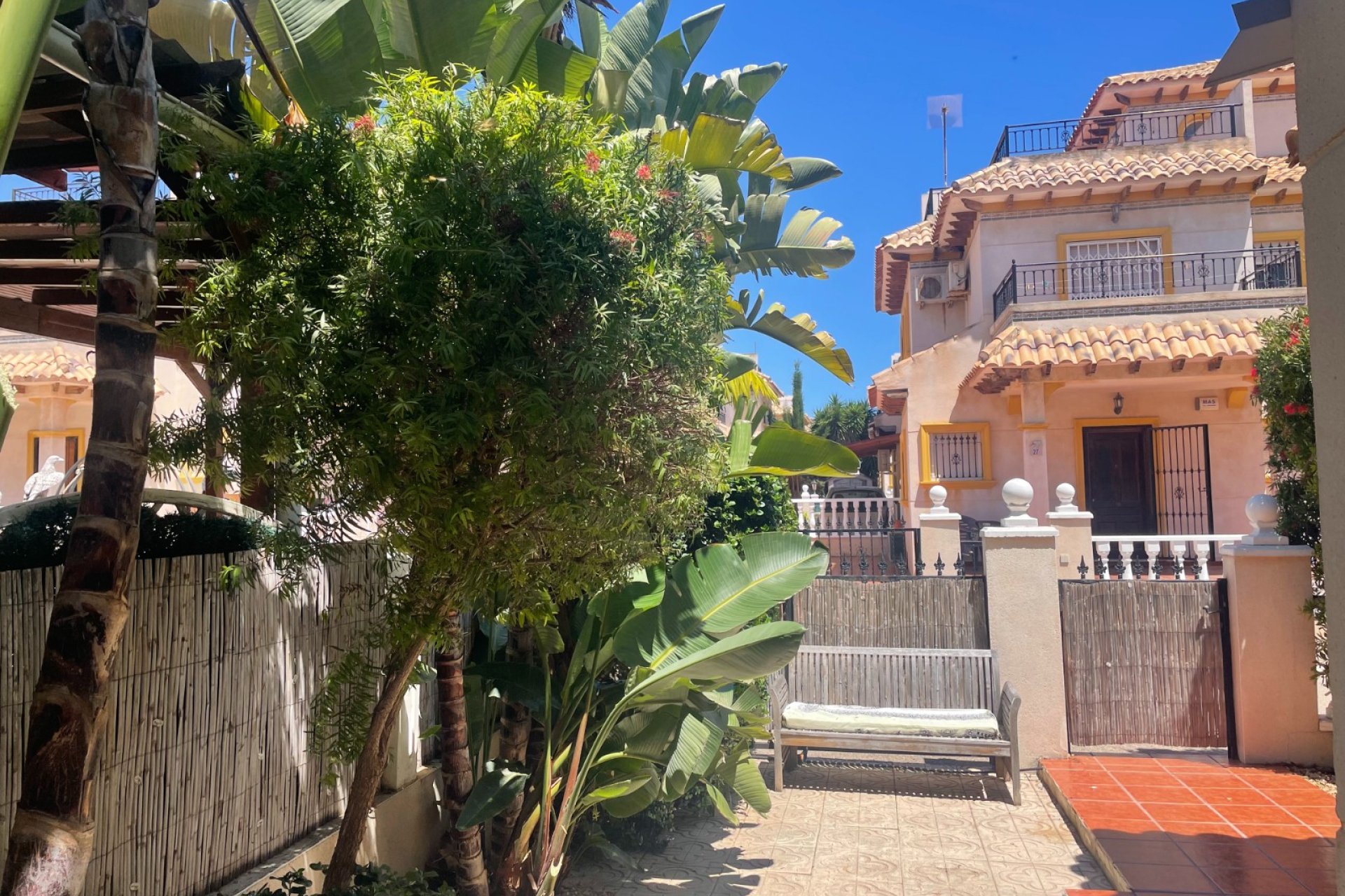 Gensalg - Rækkehus -
Orihuela Costa - La Regia