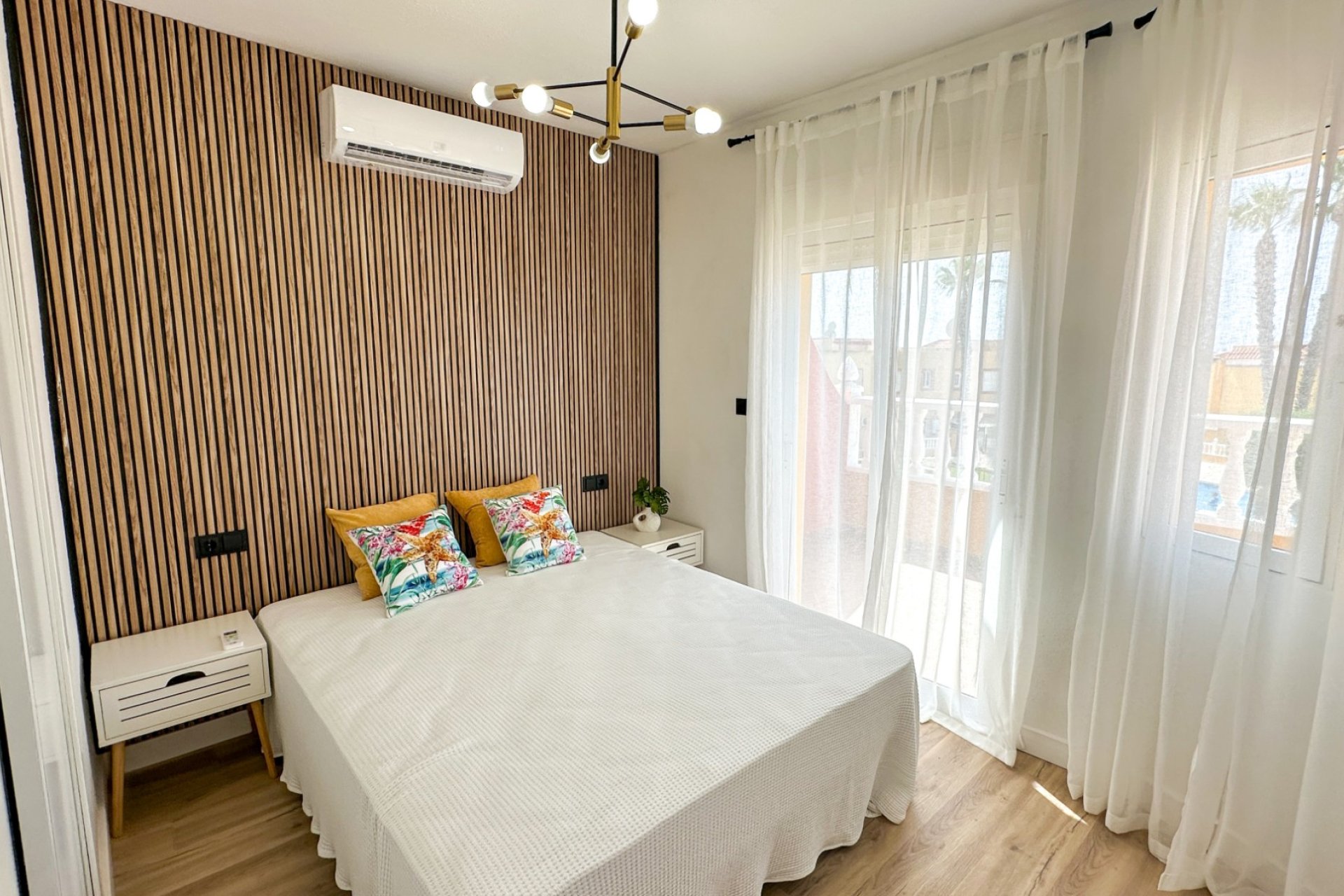 Gensalg - Rækkehus -
Orihuela Costa - La Regia