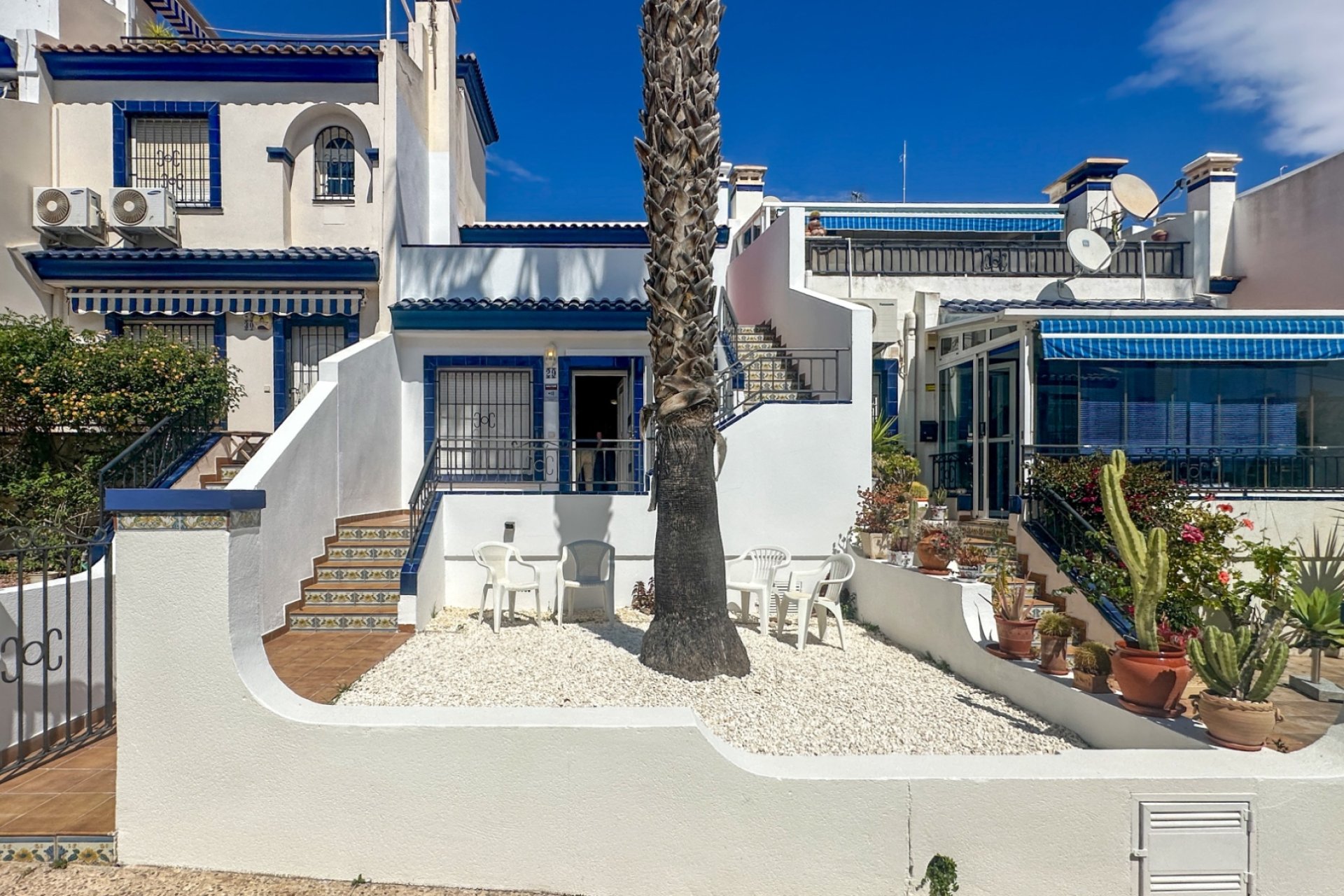 Gensalg - Rækkehus -
Orihuela Costa - Los Dolses