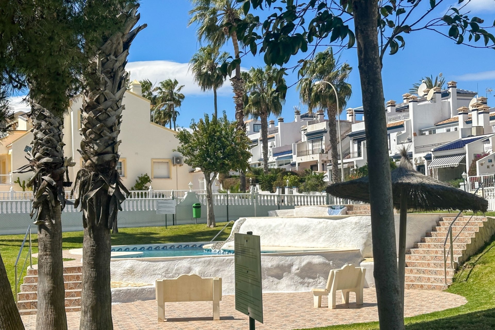 Gensalg - Rækkehus -
Orihuela Costa - Los Dolses
