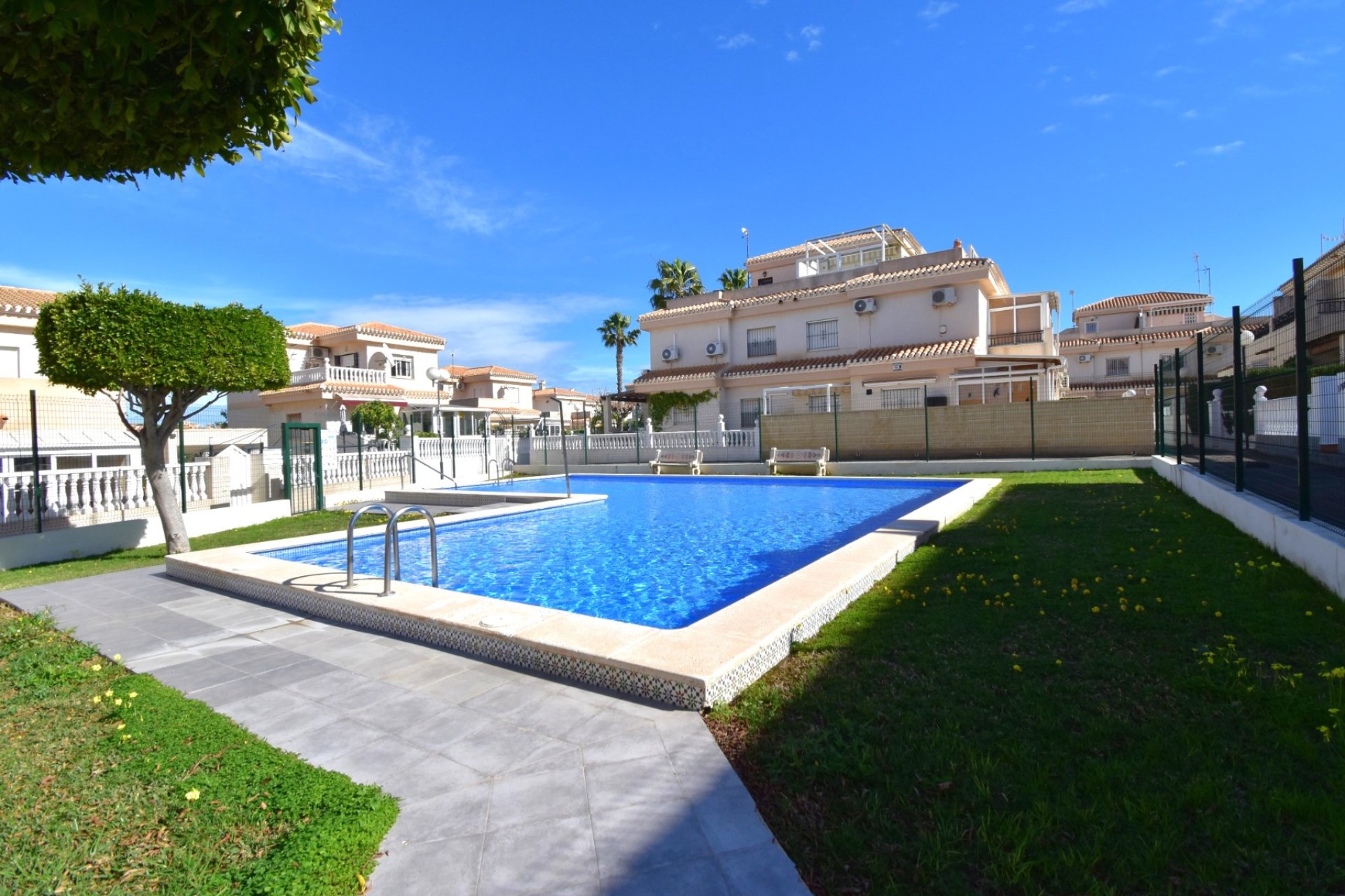Gensalg - Rækkehus -
Orihuela Costa - Playa Flamenca