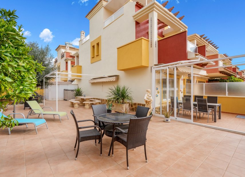Gensalg - Rækkehus -
Orihuela Costa - Villamartín