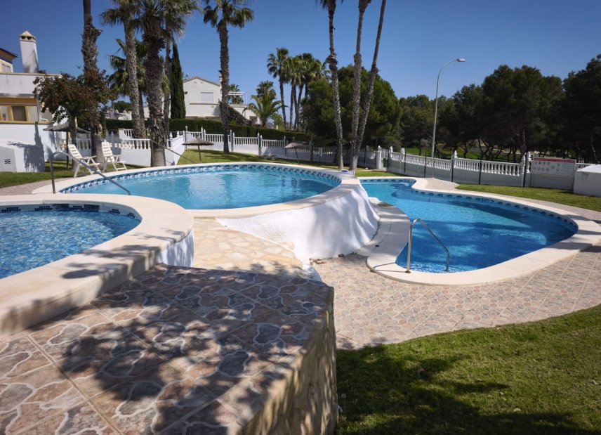 Gensalg - Rækkehus -
Orihuela Costa - Villamartín