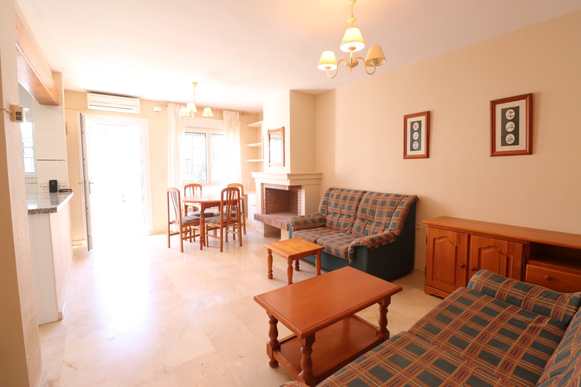 Gensalg - Rækkehus -
Orihuela Costa - Villamartín