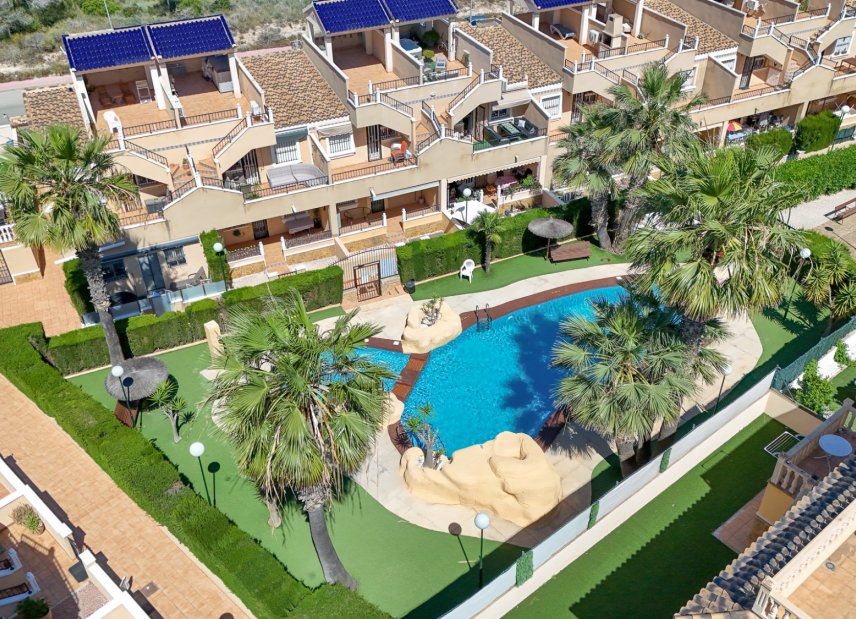 Gensalg - Rækkehus -
Orihuela Costa - Villamartín