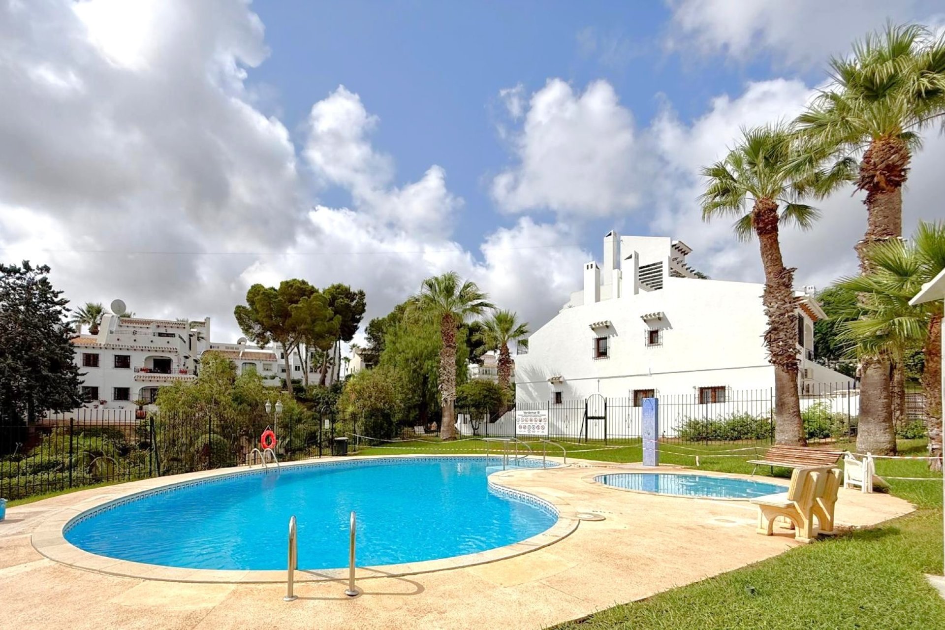Gensalg - Rækkehus -
Orihuela Costa - Villamartín