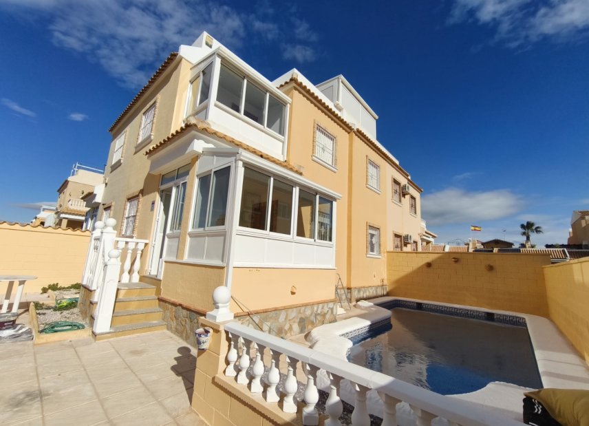 Gensalg - Rækkehus -
Rojales - Ciudad Quesada