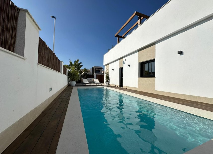 Gensalg - Rækkehus -
San Javier - Santiago de la Ribera