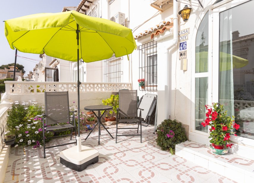 Gensalg - Rækkehus -
Torrevieja - Lago Jardin