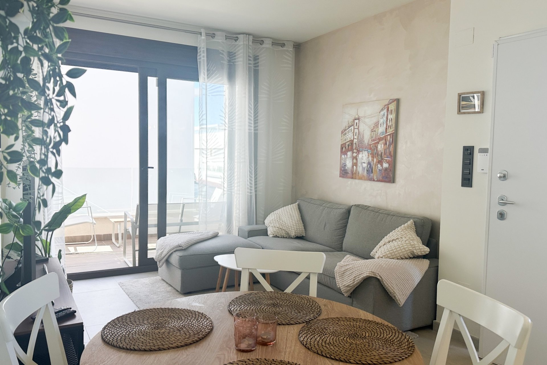 Gensalg - Rækkehus -
Torrevieja - Los Balcones
