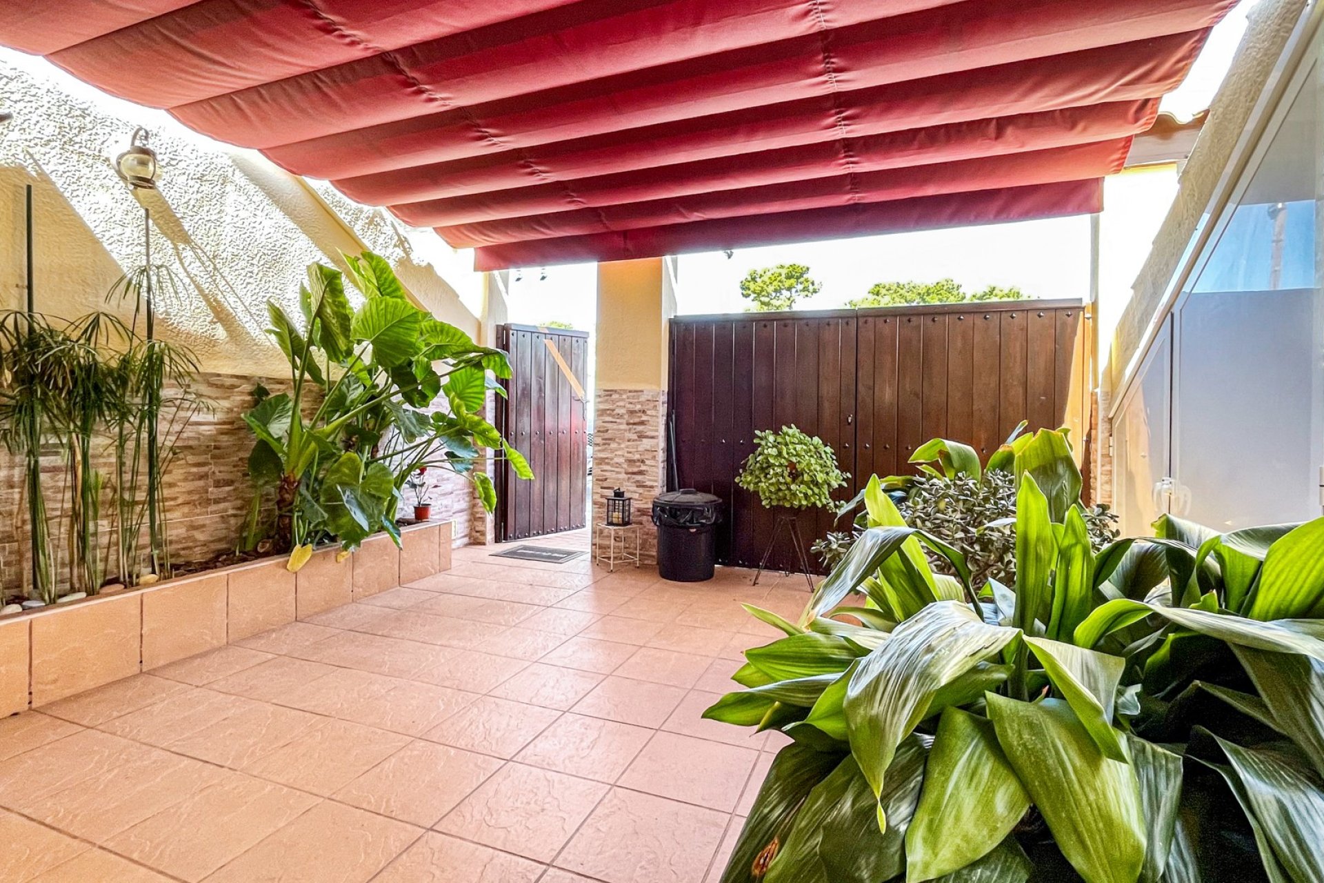 Gensalg - Rækkehus -
Torrevieja - Los Balcones