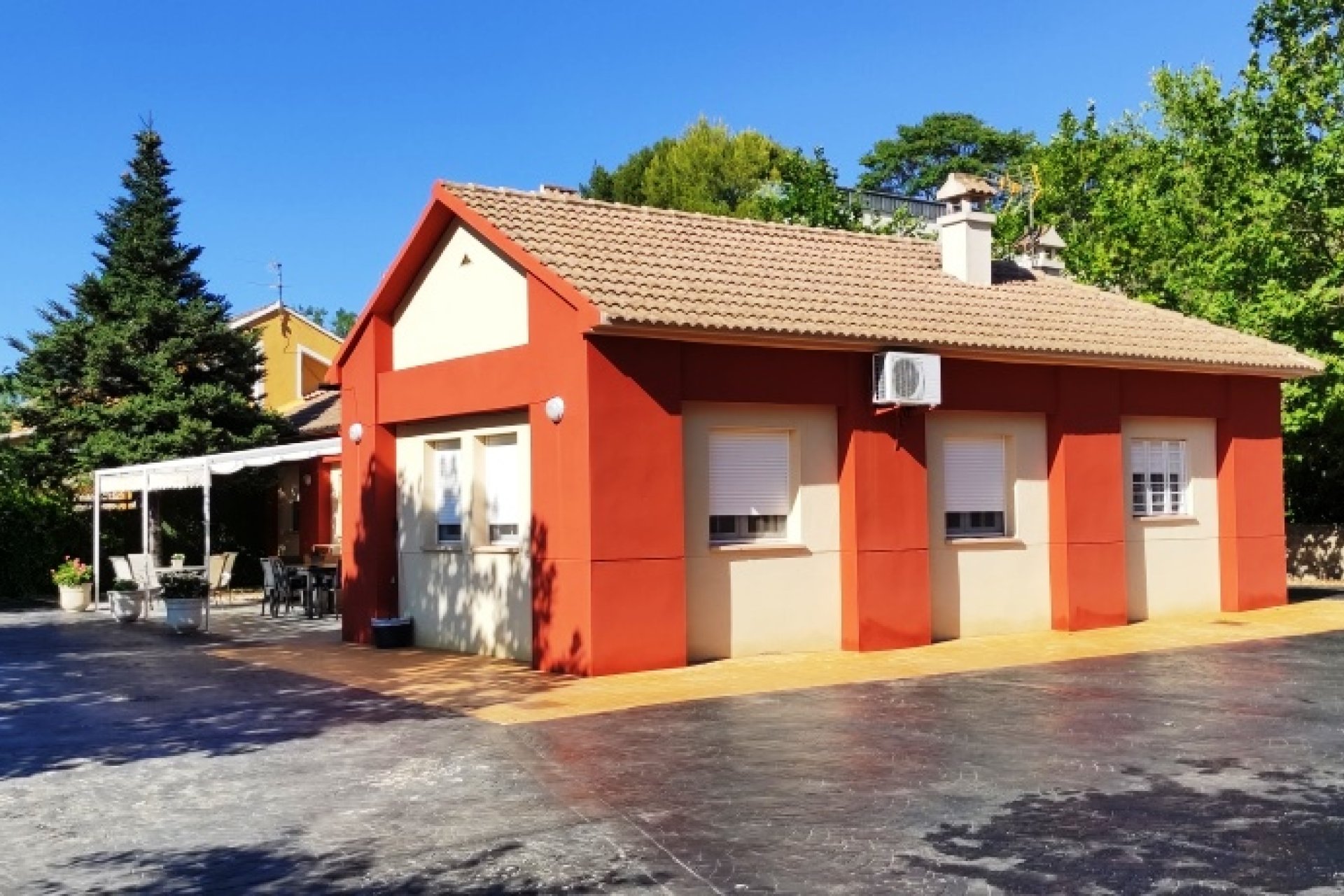 Gensalg - Villa -
Alcoy