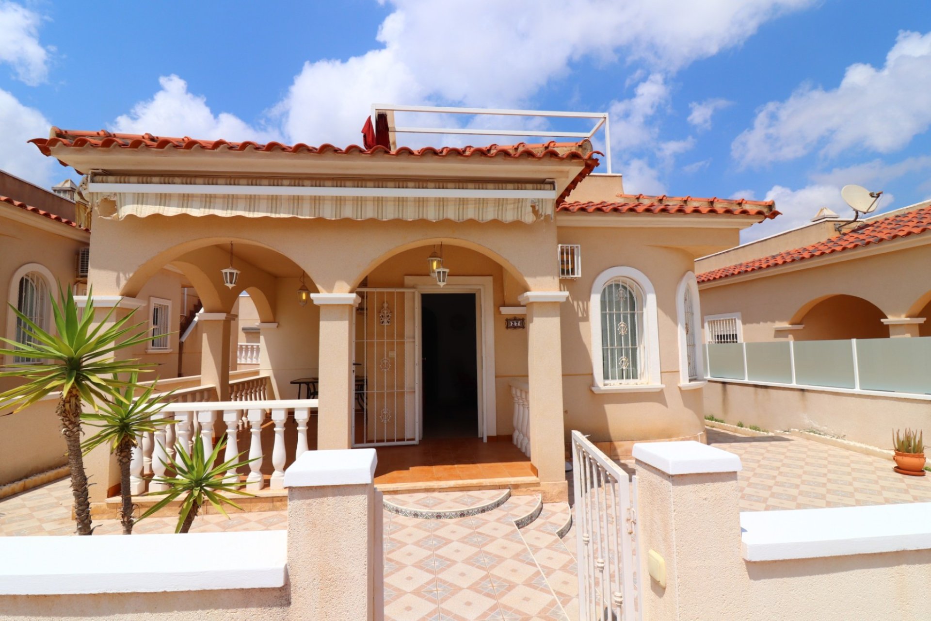 Gensalg - Villa -
Algorfa - Lo Crispin