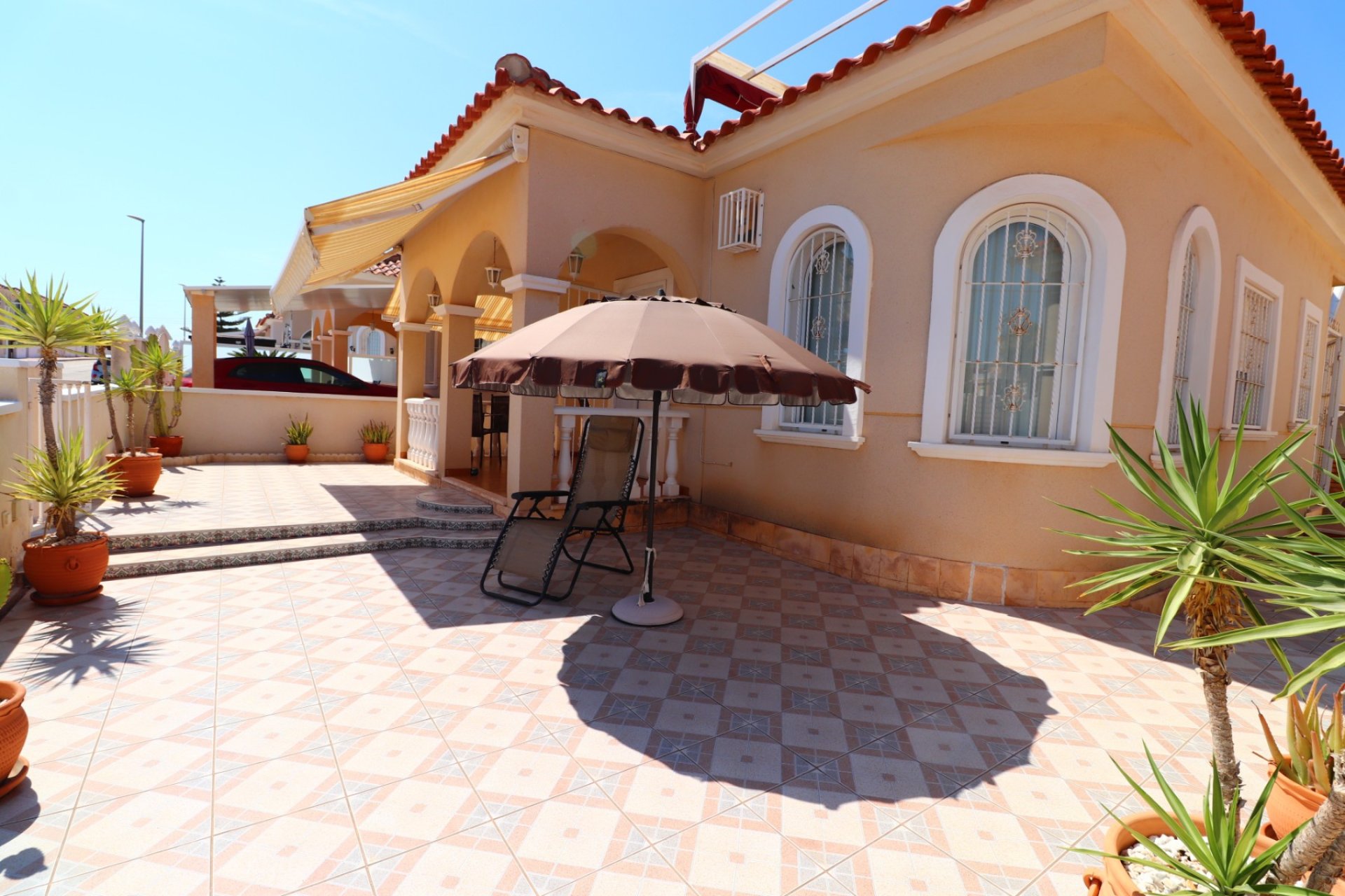 Gensalg - Villa -
Algorfa - Lo Crispin